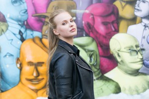 Анна Дианова представила уникальную выставку-трансформер «Illusion» (1)